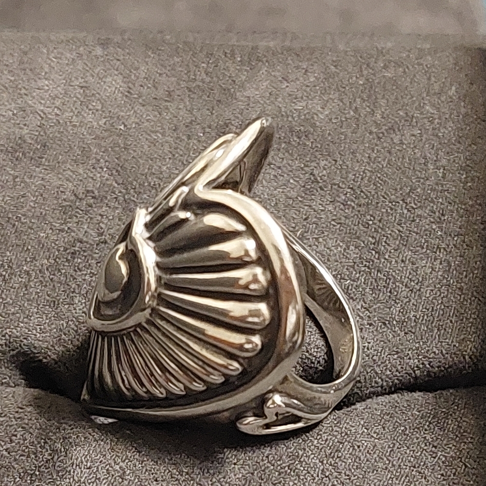 Heart Shaped Sterling Silver Ring - Picture 5 of 9